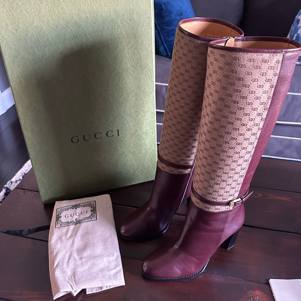 GUCCI Micro GG
Canvas Bordeaux Leather FINN
KNEE RIDING BOOTS. • NEW WITH BOX